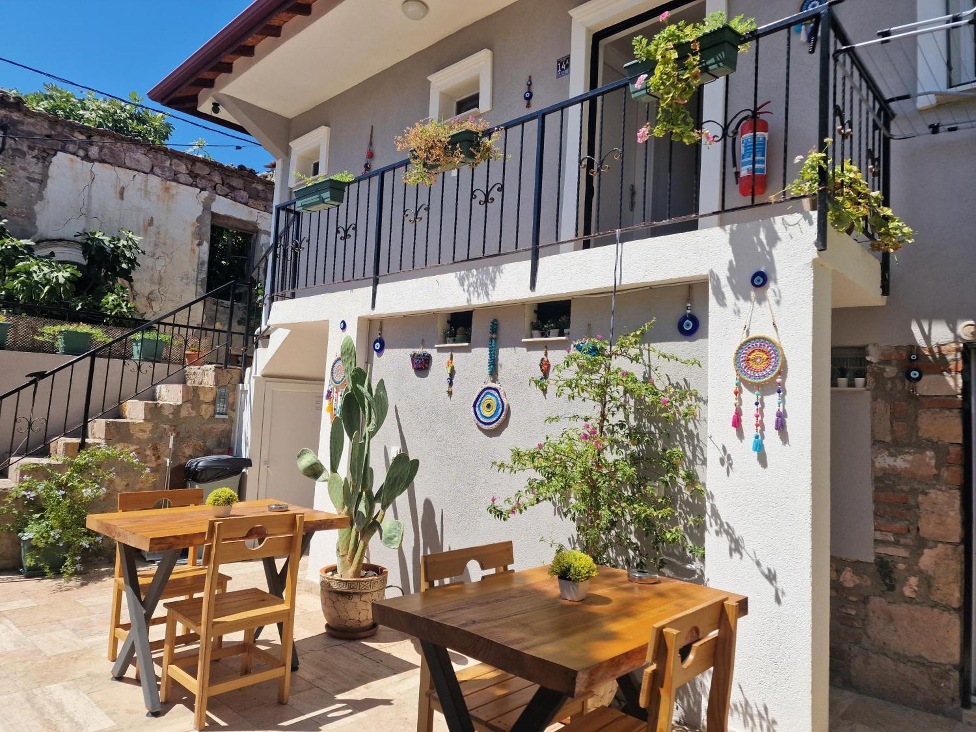Otelia Pansiyon Ayvalik Luaran gambar